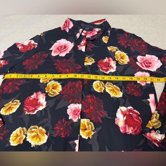 Tahari Chiffon Dark Moody Floral Button Up Size M - Picture 4 of 7